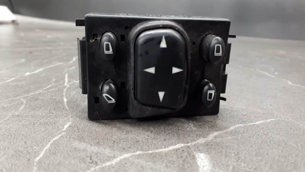 2208211551 panel sterowania MERCEDES W220