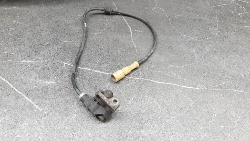 90483637 czujnik abs przod opel corsa b
