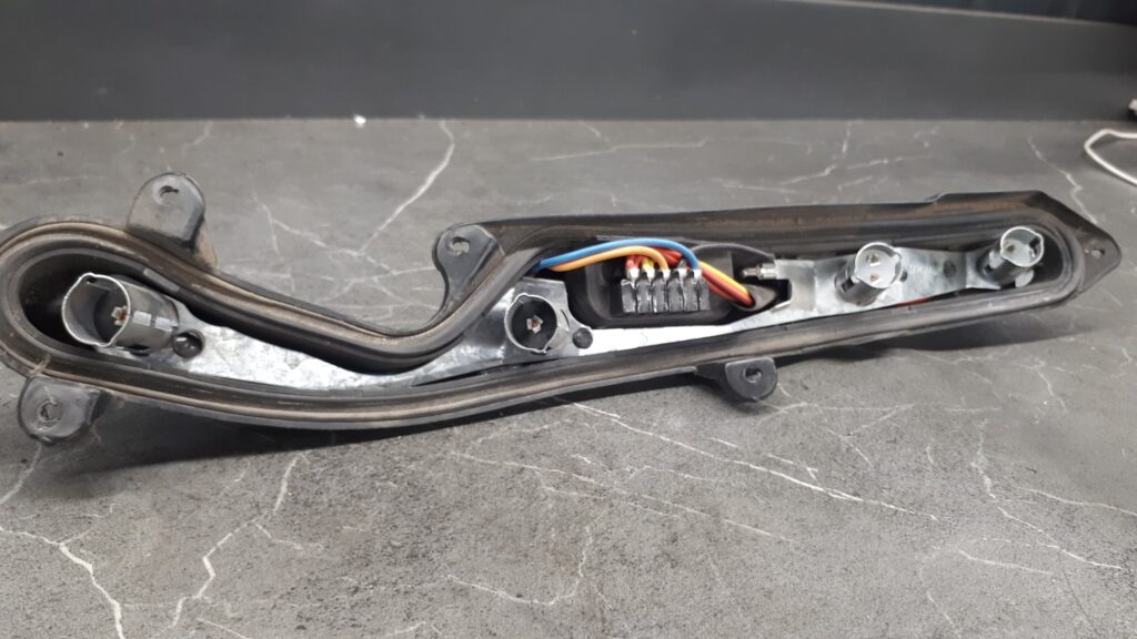 37240143d wkład lampy prawy tyl  fiat marea