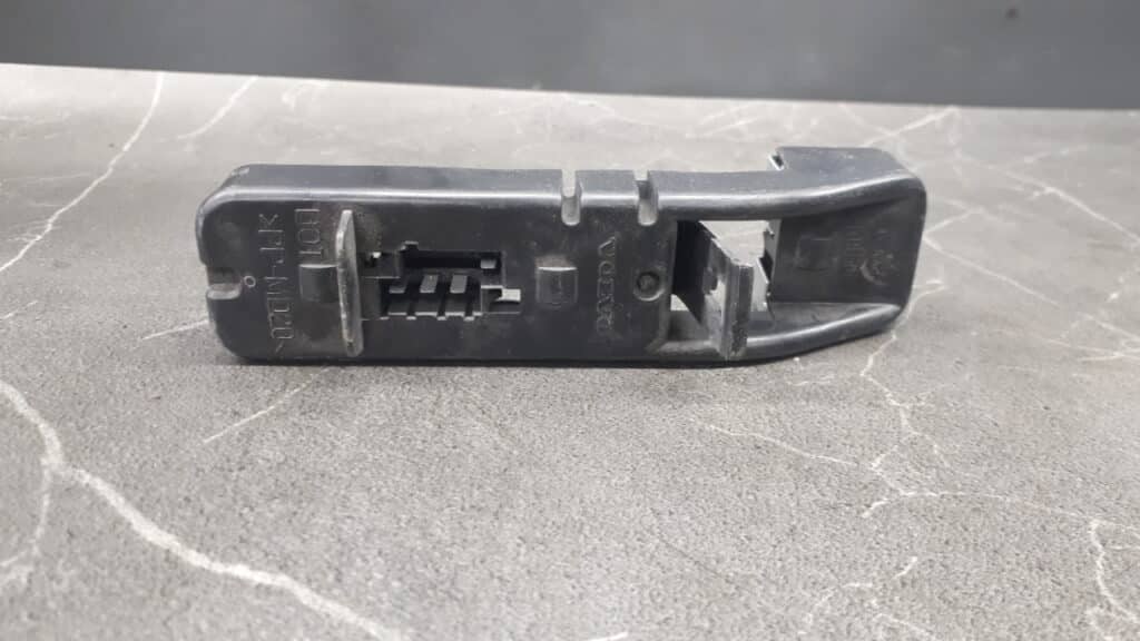 9151642 Wkład lampy lewy tył Volvo s70 4d 01r