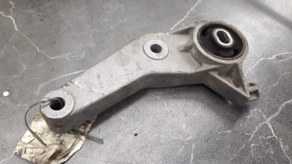 9227883 lapa skrzyni opel corsa c