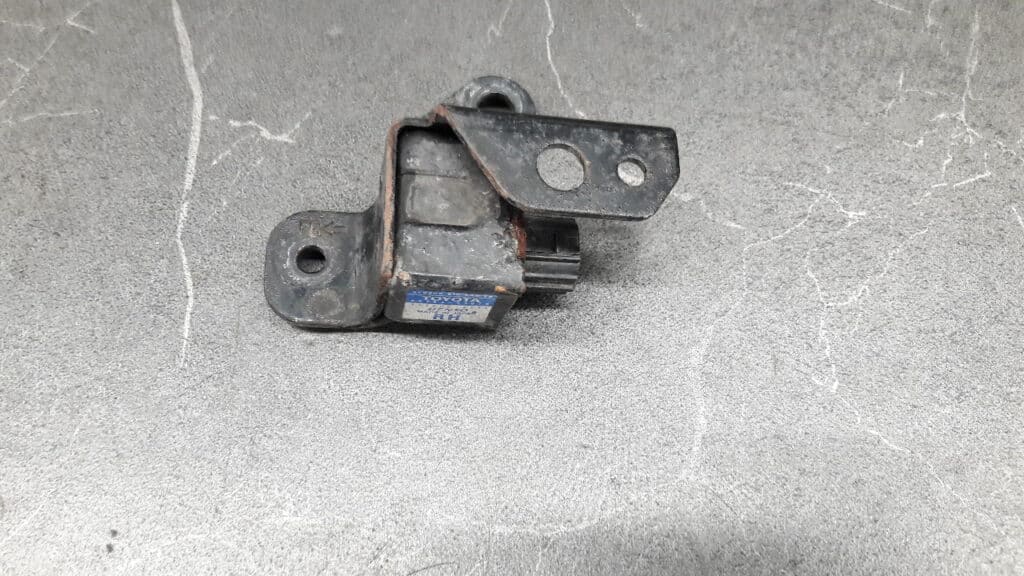 187600-4290 sensor airbag lexus is300
