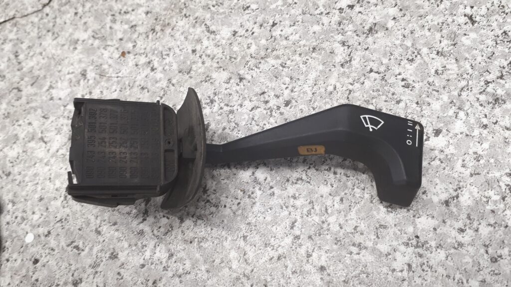 090243395 przełącznik wycieraczek OPEL KADET IIT