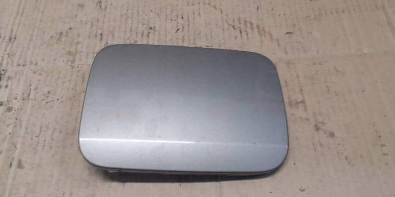 KLAPKA WLEWU PALIWA MAZDA 323