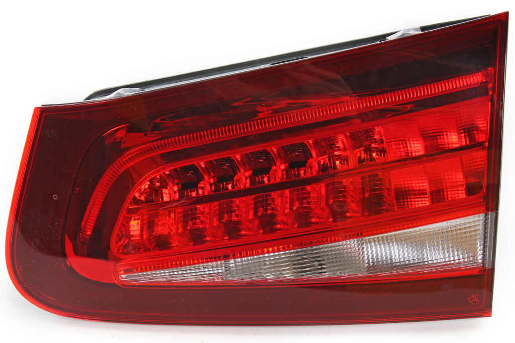 A2539061400 Lampa tylna mercedes Mercedes A253 X253 GLC prawa w klape