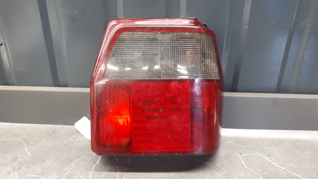 Lampa tylna prawa Fiat Uno II 93r Europa