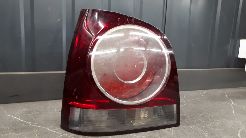 6q0945095p lampa lewy tyl vw polo IV 9n