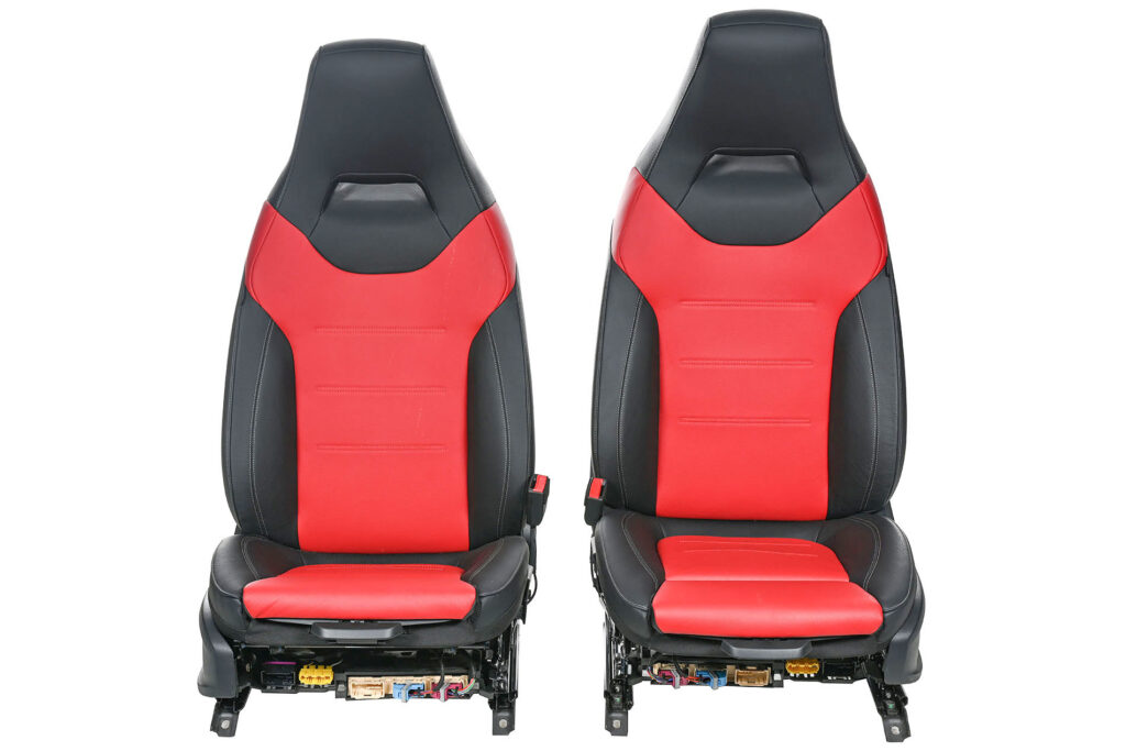 Komplet środek fotele Mercedes W177 czerwone
