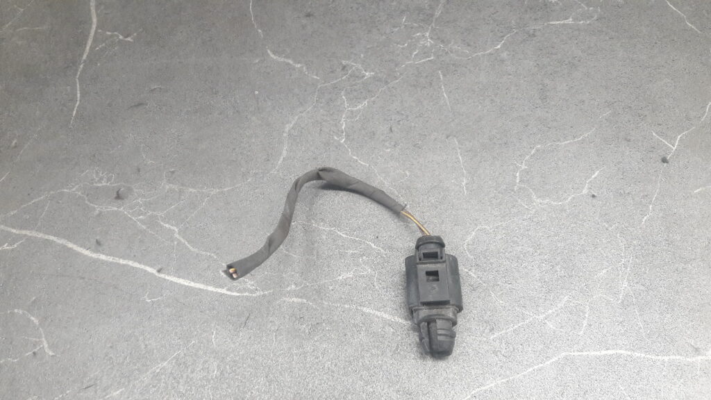 1j0973702 kostka instalacji audi a8 d3 a6 c6