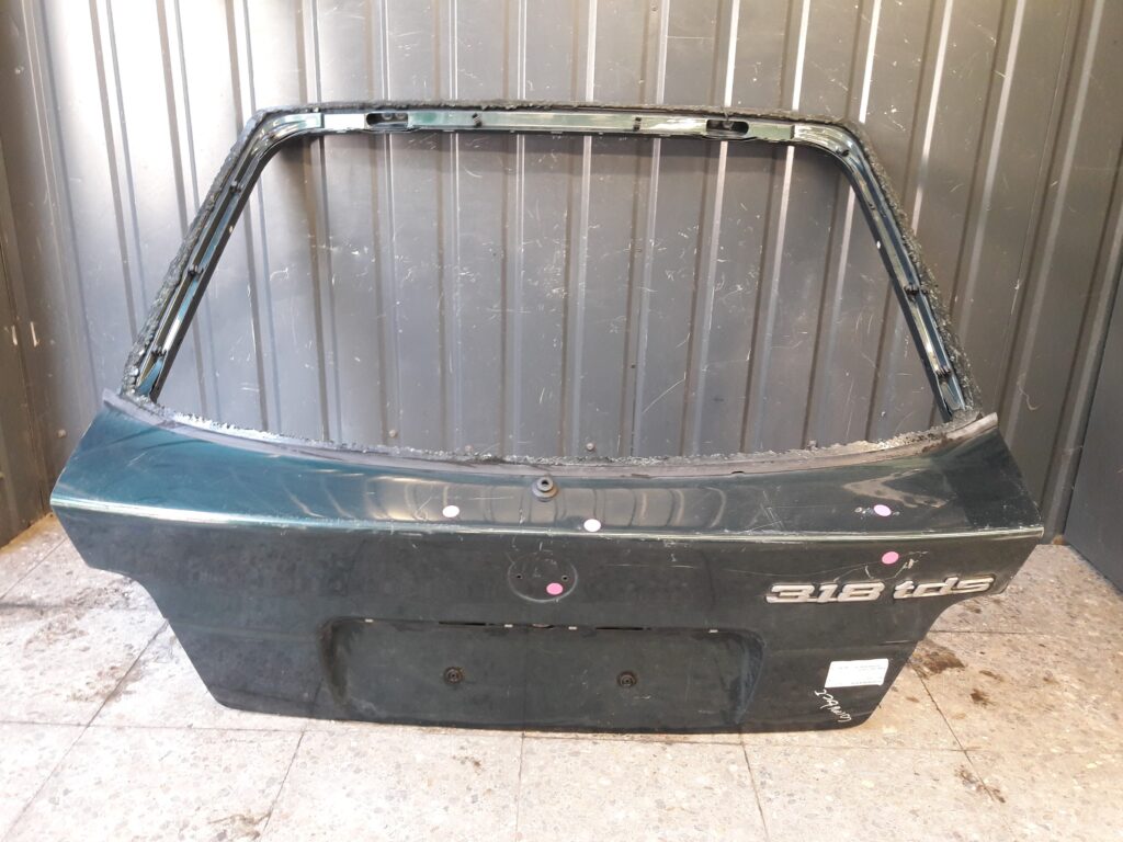 Klapa bagażnika BMW E36 Compact zielona
