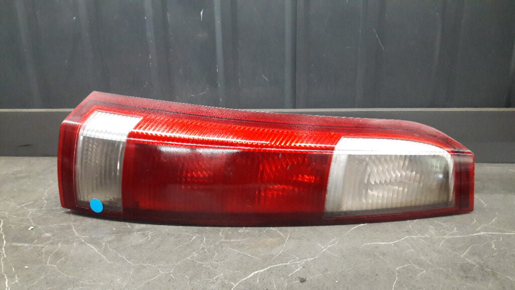 93294345 Lampa lewy tył opel meriva A USZKO