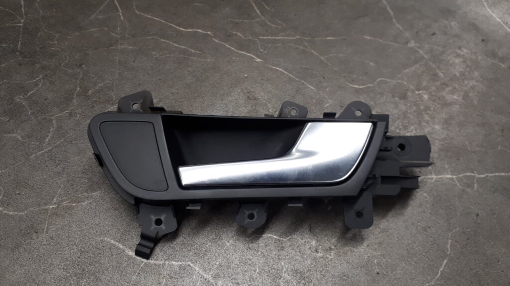 8k0839020 klamka drzwi wewnetrzna prawy tyl Audi A5 8T