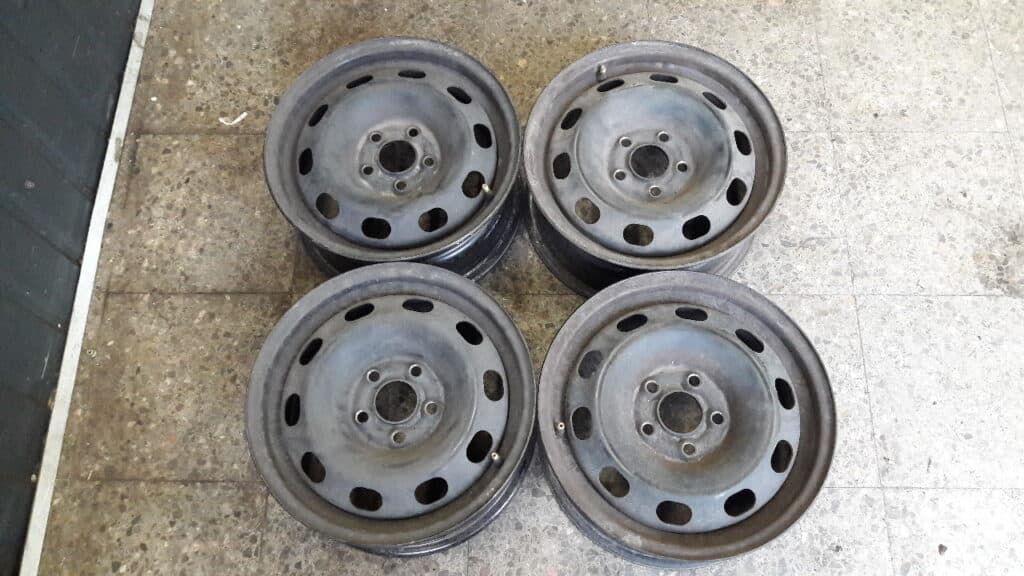1J0601027J felgi stalowe vw GOLF IV 1.8B 5X100 ET38 KPL 14R