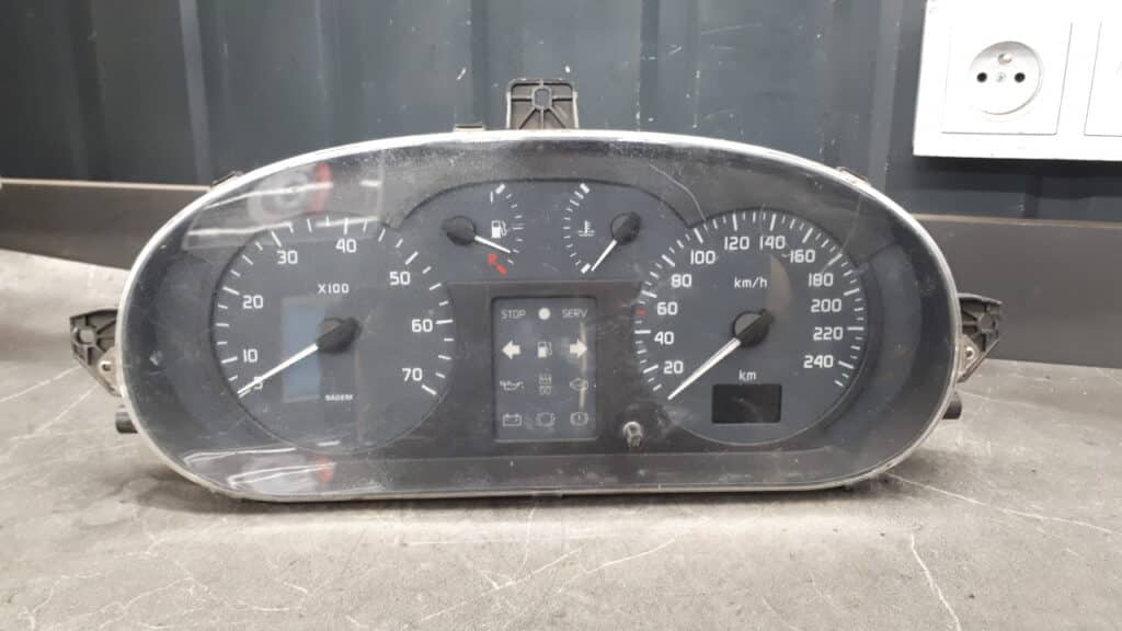p7700427900a zegar licznik renault scenic I lift 1993-2003