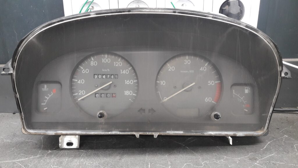 9630166880 licznik zegary citroen berlingo I 1.9 D 97r.