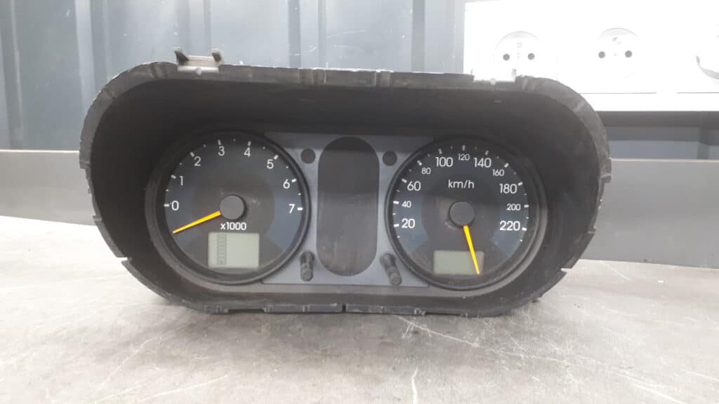 2S6F-10A855-A Licznik ford fiesta mk6 2005R 1.4 tdci