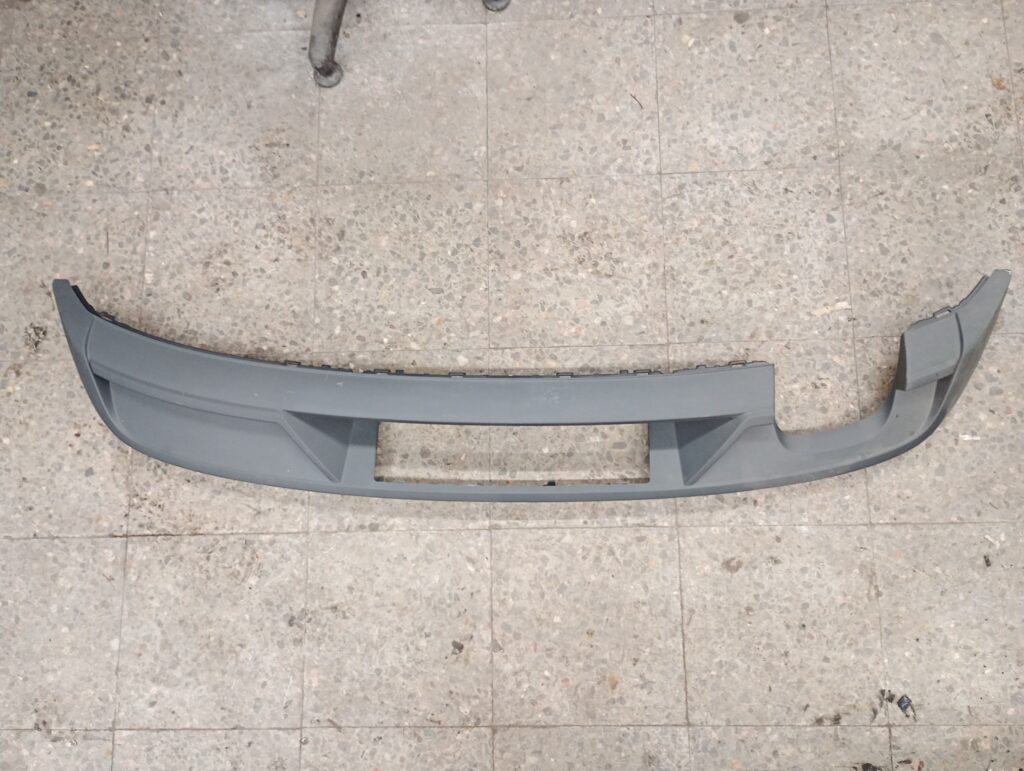 8v3807521m dyfuzor tyl AUDI A3 8V0