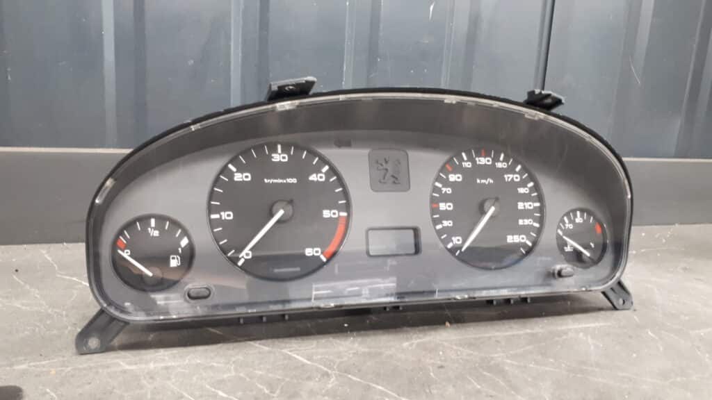 9630372880 licznik zegary peugeot 406 2,0 hdi