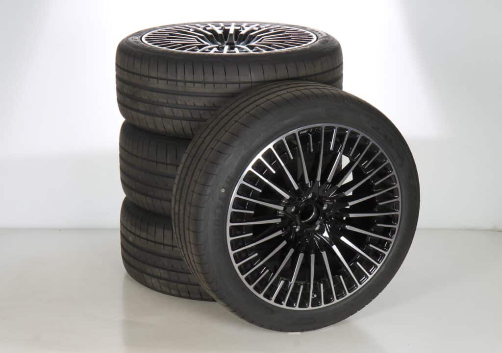 A2974011500 Felgi aluminiowe Mercedes A297 R21 cali GOODYEAR