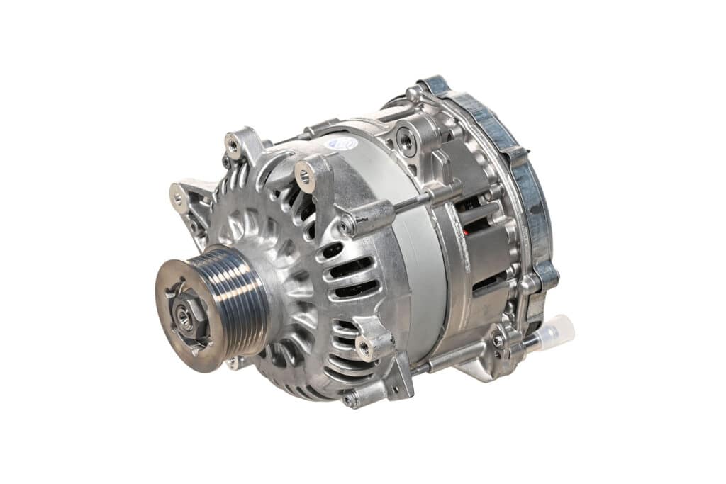 A0009000446  Alternator Mercedes A000 GLB AMG