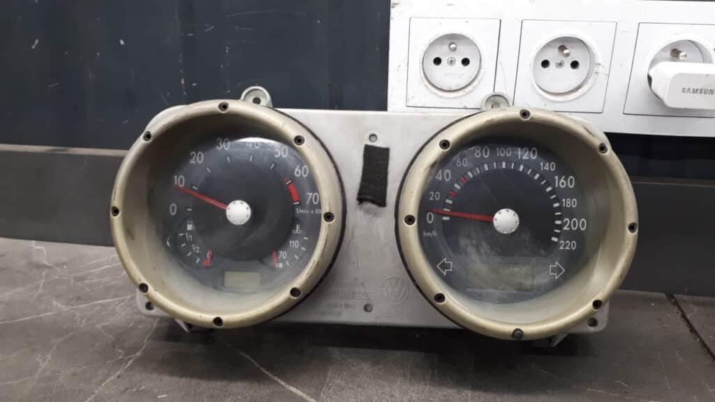 5220301800 licznik vw lupo I 1.4B 16V