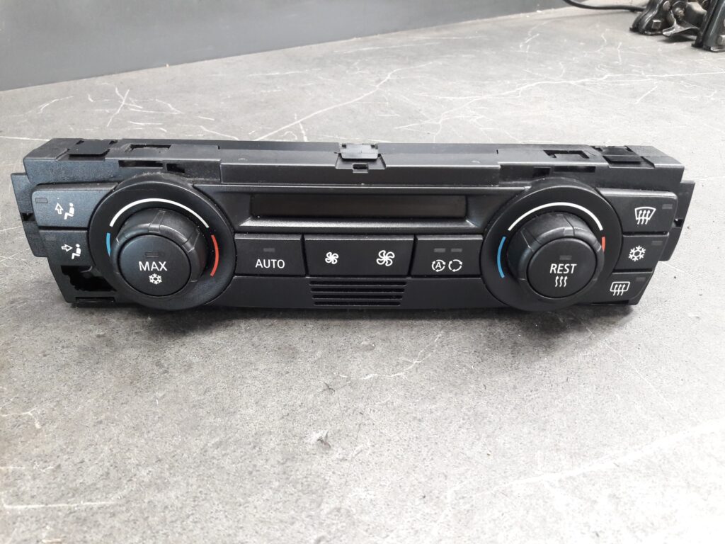 9117136 Panel nawiewu BMW E60 E61