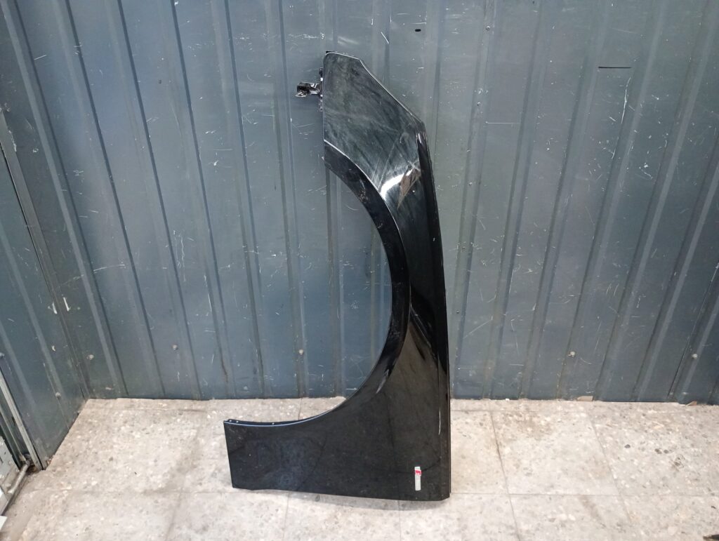 8W082109 Błotnik lewy przód audi A4 B9 8W CZARNY 15-