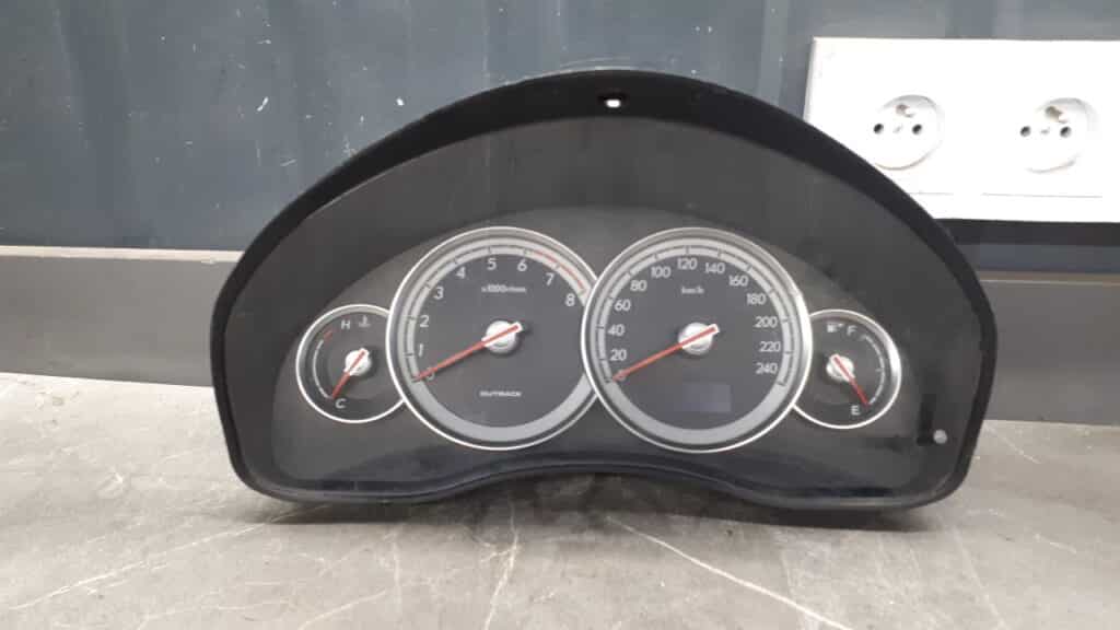 85012ag220 zegar licznik subaru legacy IV outback III 2.5
