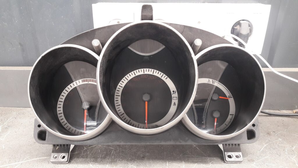 4lbp4la licznik zegary mazda 3 BK 2.0 B