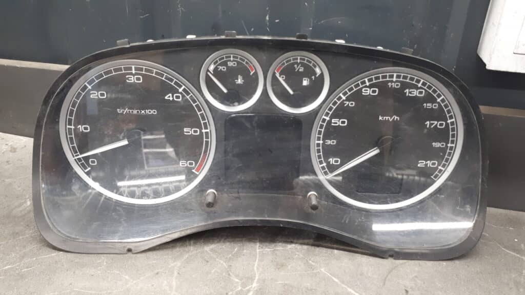 P9651299680C zegar licznik peugeot 307  2.0 HDI
