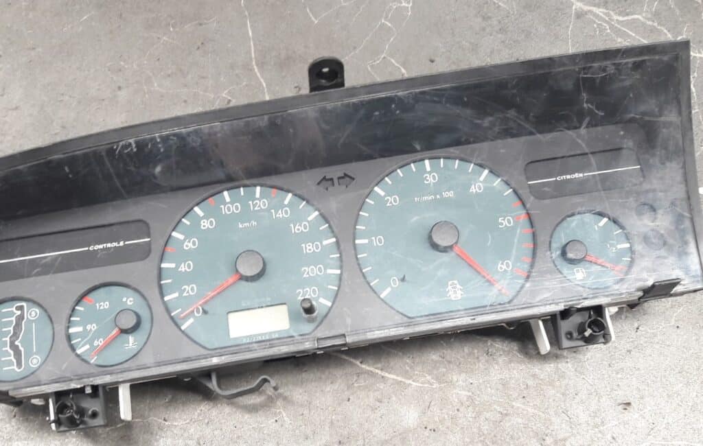 9624898380AB zegary Licznik Citroen Xantia 2 Diesel Automat 97-01r.