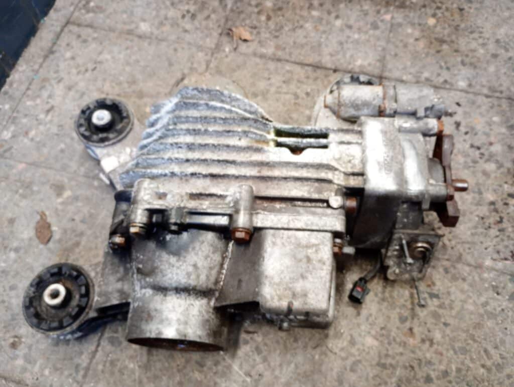 Dyfer most tył Audi A3 SEDAN S3 MBD 8V 2.0TFSI