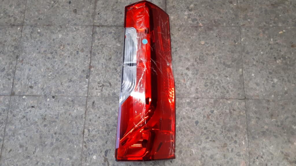 A9108200100 lmpa prawy tyl mercedes sprinter w910