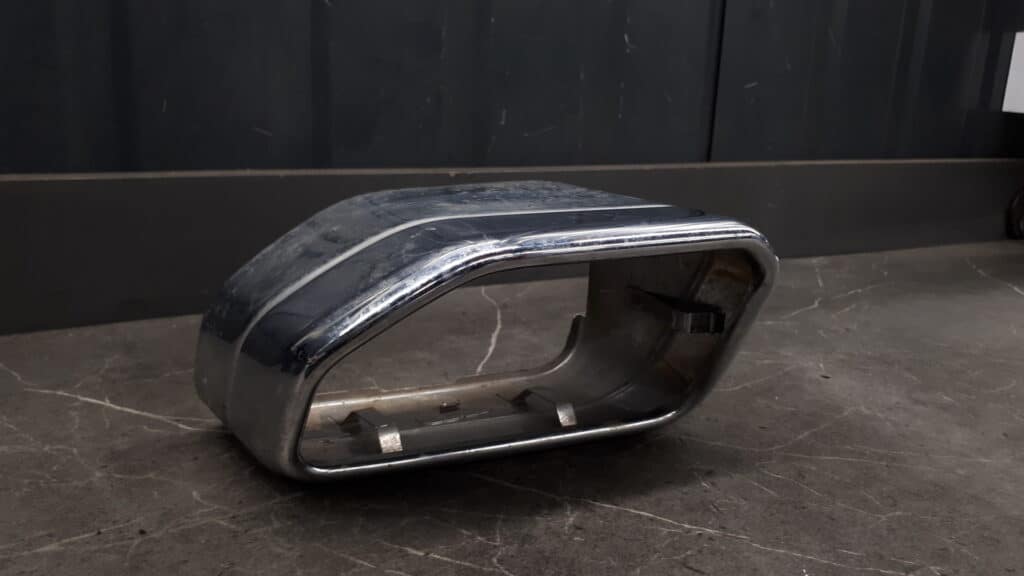 9894675 koncowka wydechu lewa BMW X3 G01