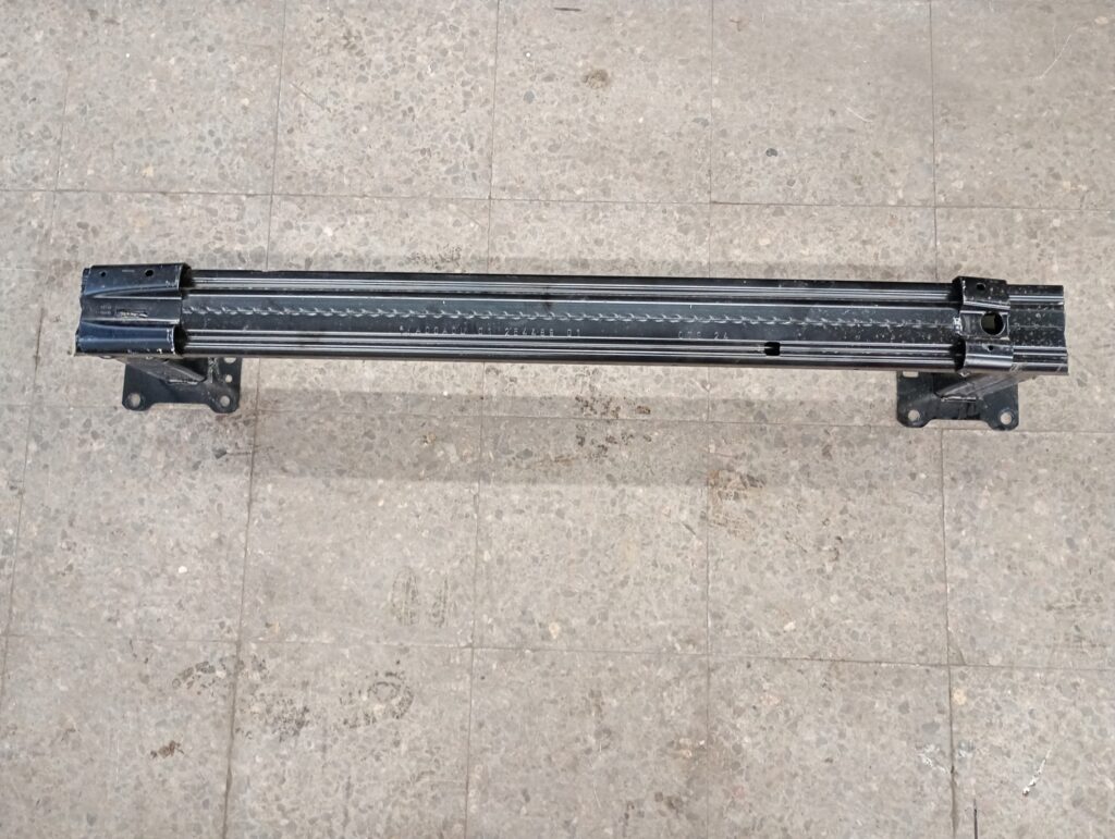 A00A0U Belka wzmocnienie tyl Peugeot 308 III Kombi SW P5
