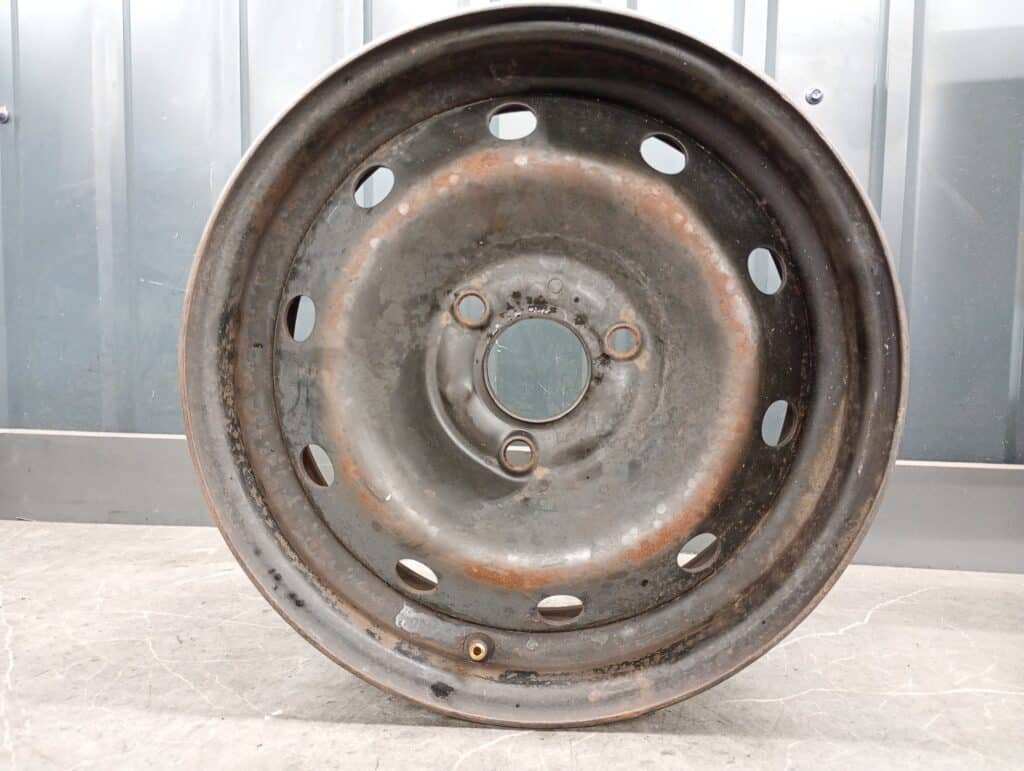 500b13fhe  Felga 3X98 ET15 R13 PEUGEOT 106 CITROEN SAXO