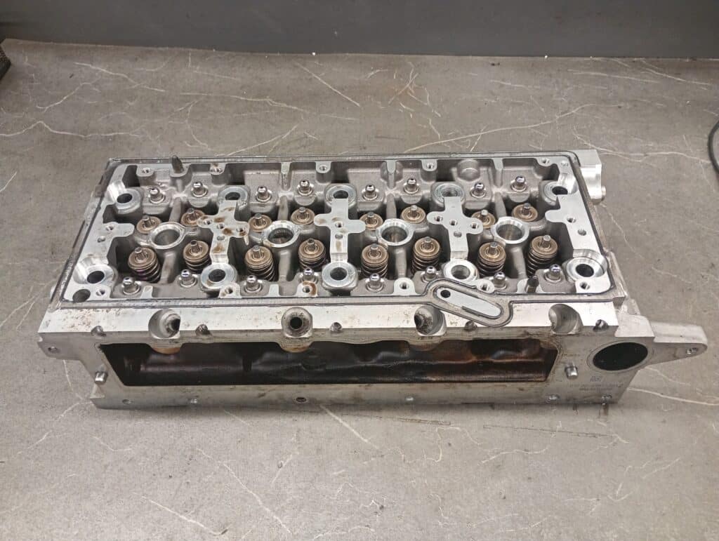 Głowica silnika VW GOLF VII TIGUAN PASSAT B8 2.0 TDI