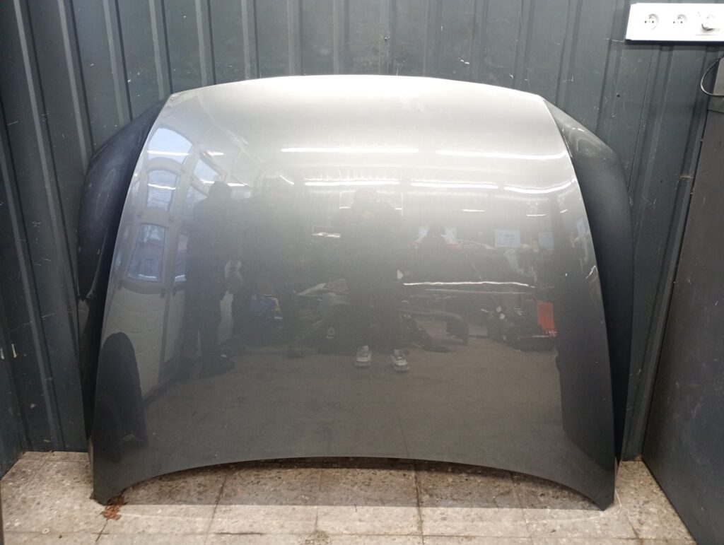 Maska VW Passat B8 przed lift SZARA