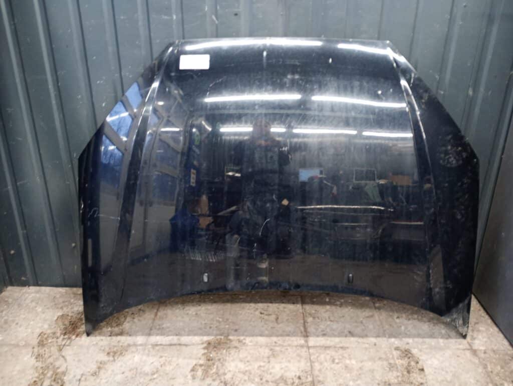 Maska FORD FOCUS MK1 CZARNA