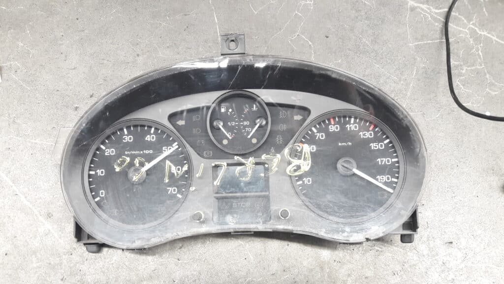 5550013101 liczniki zegary fiat berlingo III 1.6 HDI