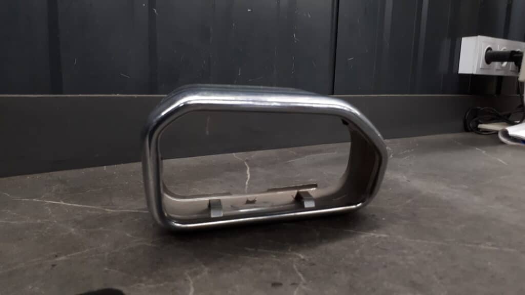 9894675 koncowka wydechu prawa BMW X3 G01