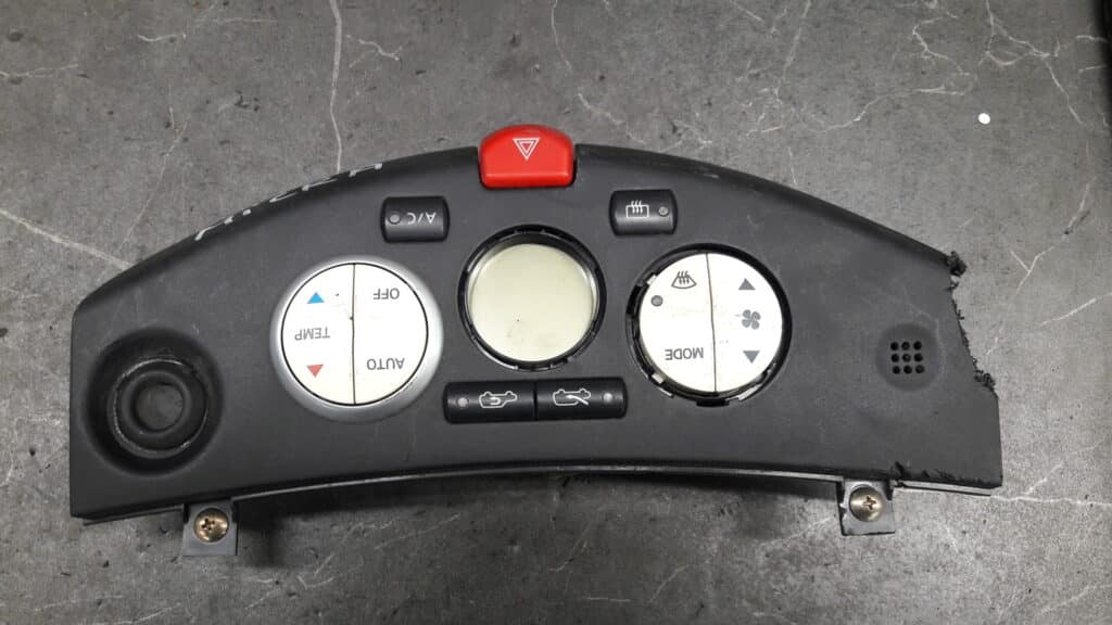 27500-BC500 Panel klimatyzacji nissan micra III k12 USZKODZONE