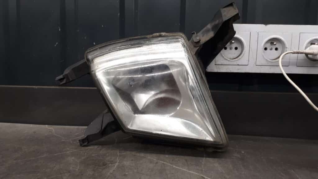 42170748 halogen lewy przod peugeot 407