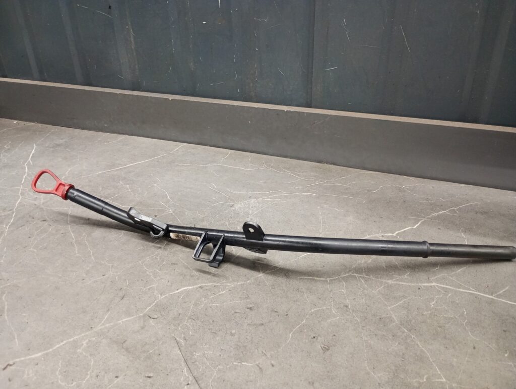 7797998 bagnet miarka oleju BMW E60 E61 E90 E91 E87 X3 E83 X1 1.8D 1.6D 2.0D