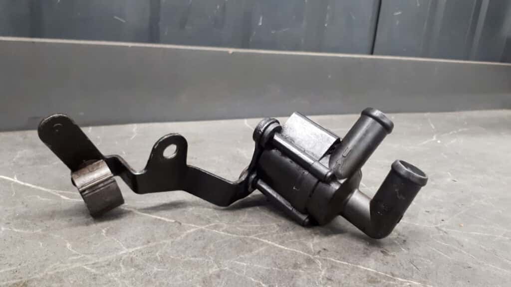 5n0965561 pompa wody audi a3 II 8p