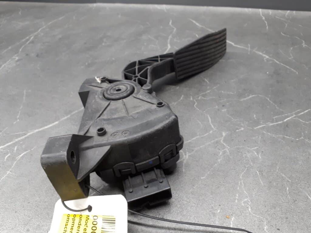 9186725CF  pedal gazu opel vectra c 3.0