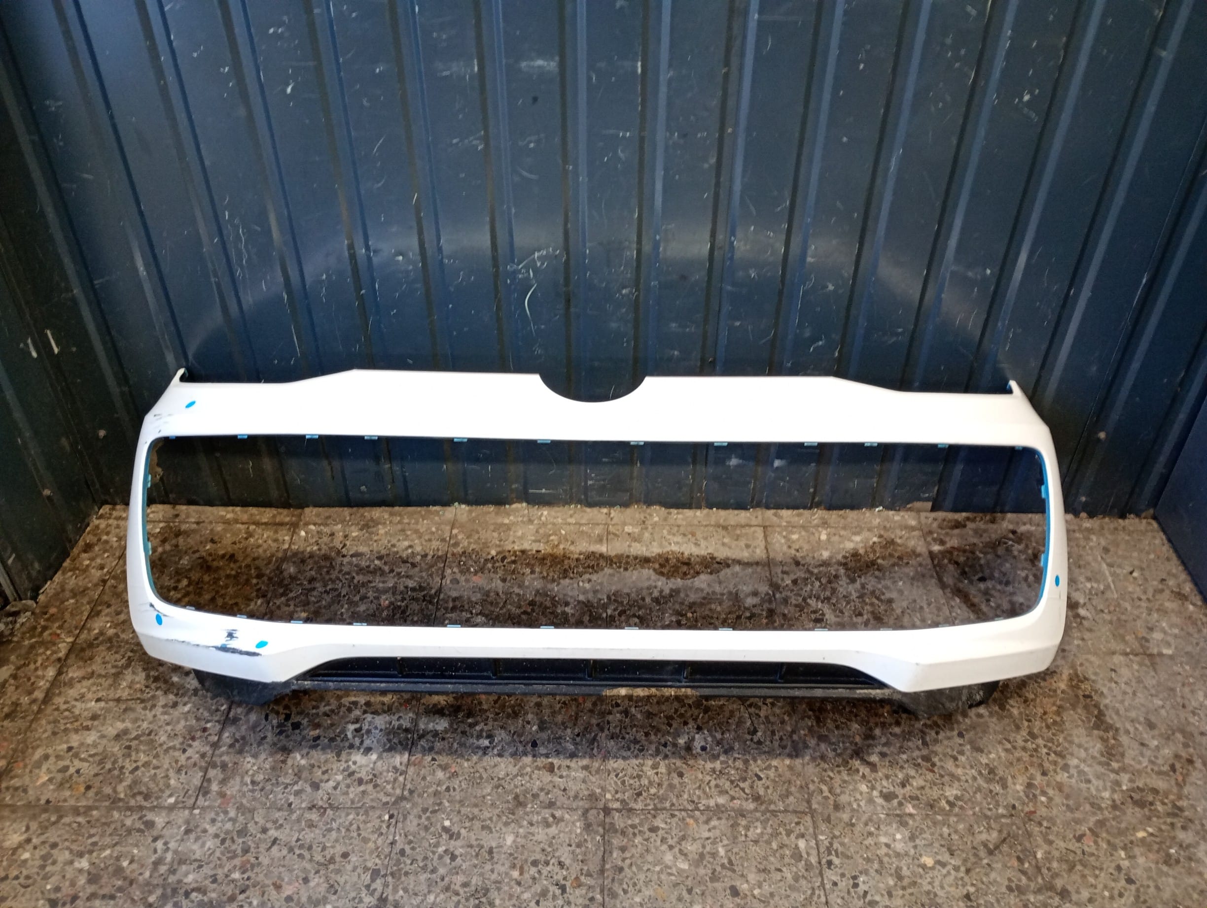 1S0807221F Zderzak przod VW UP LIFT 2016-  bialy