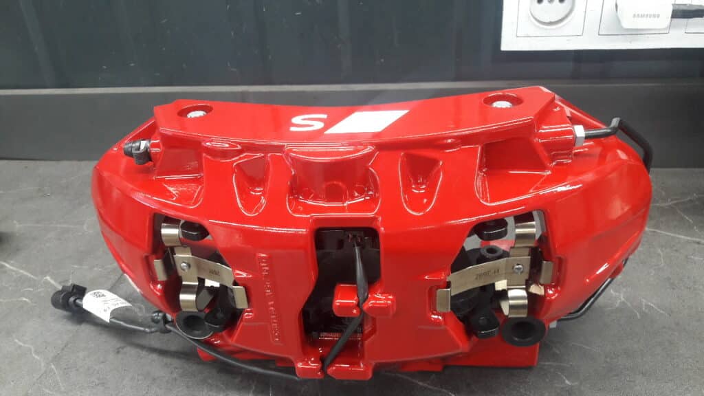 95C615106DJ zacisk hamulca prawy przod porsche macan nowe