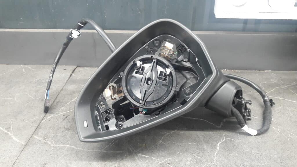 8W2857409D lusterko lewe audi a4 22r 15pin nowe