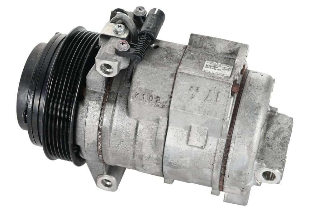 A9078308201 Kompresor klimatyzacji Mercedes A907 R-1234yf